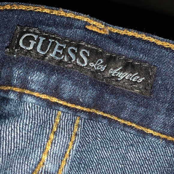 ✨FLASH SALE✨ Guess Dark-Wash Denim - Picture 5 of 5
